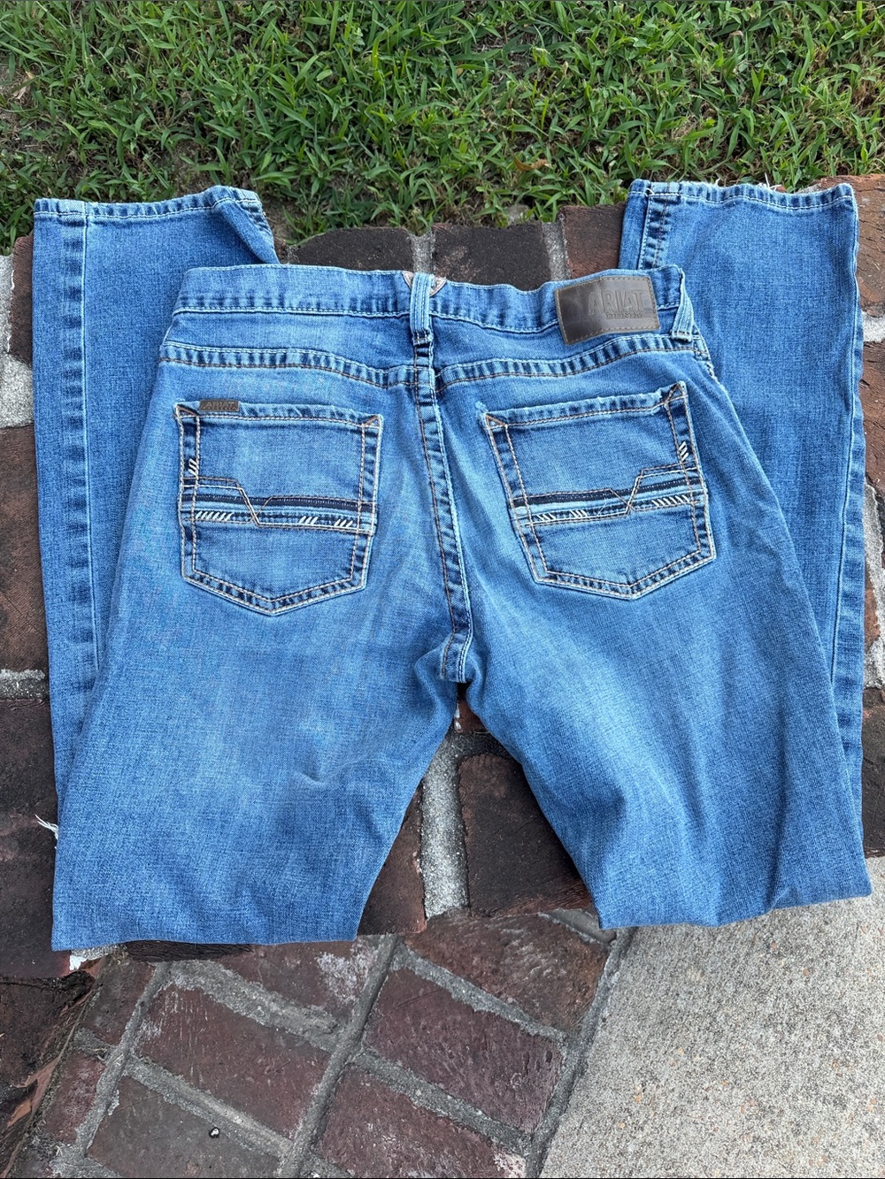 Ariat M5 slim straight Medium wash distressed  blue Jeans size 33 x 36